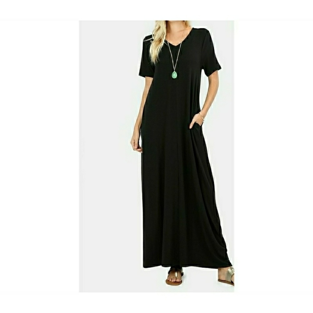 Plus Size Maxi Dress with Pockets